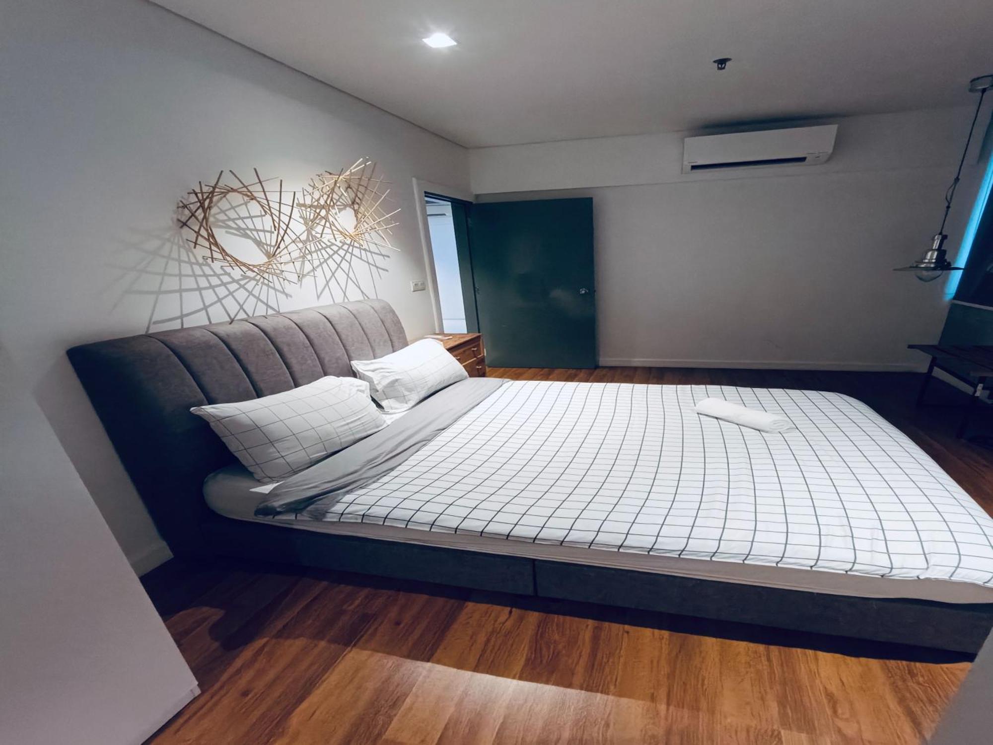 Mercu Summer Suites Klcc By Grihoz Kuala Lumpur Room photo